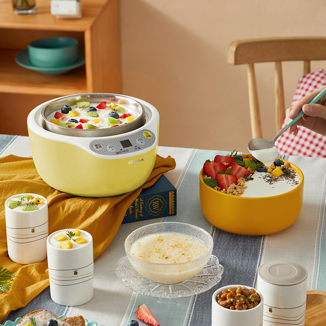 អ្នកបង្កើតទឹកដោះគោយ៉ាអួ 3 ក្នុង 1