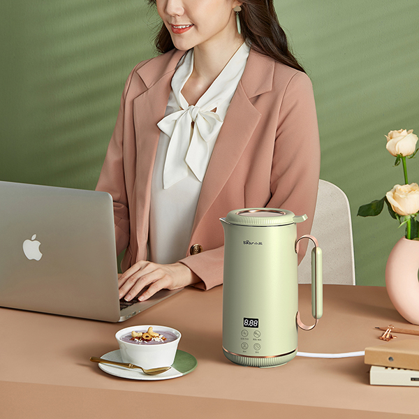 ម៉ាស៊ីនលាយទឹកដោះគោសណ្តែកសៀងផ្ទាល់ខ្លួន