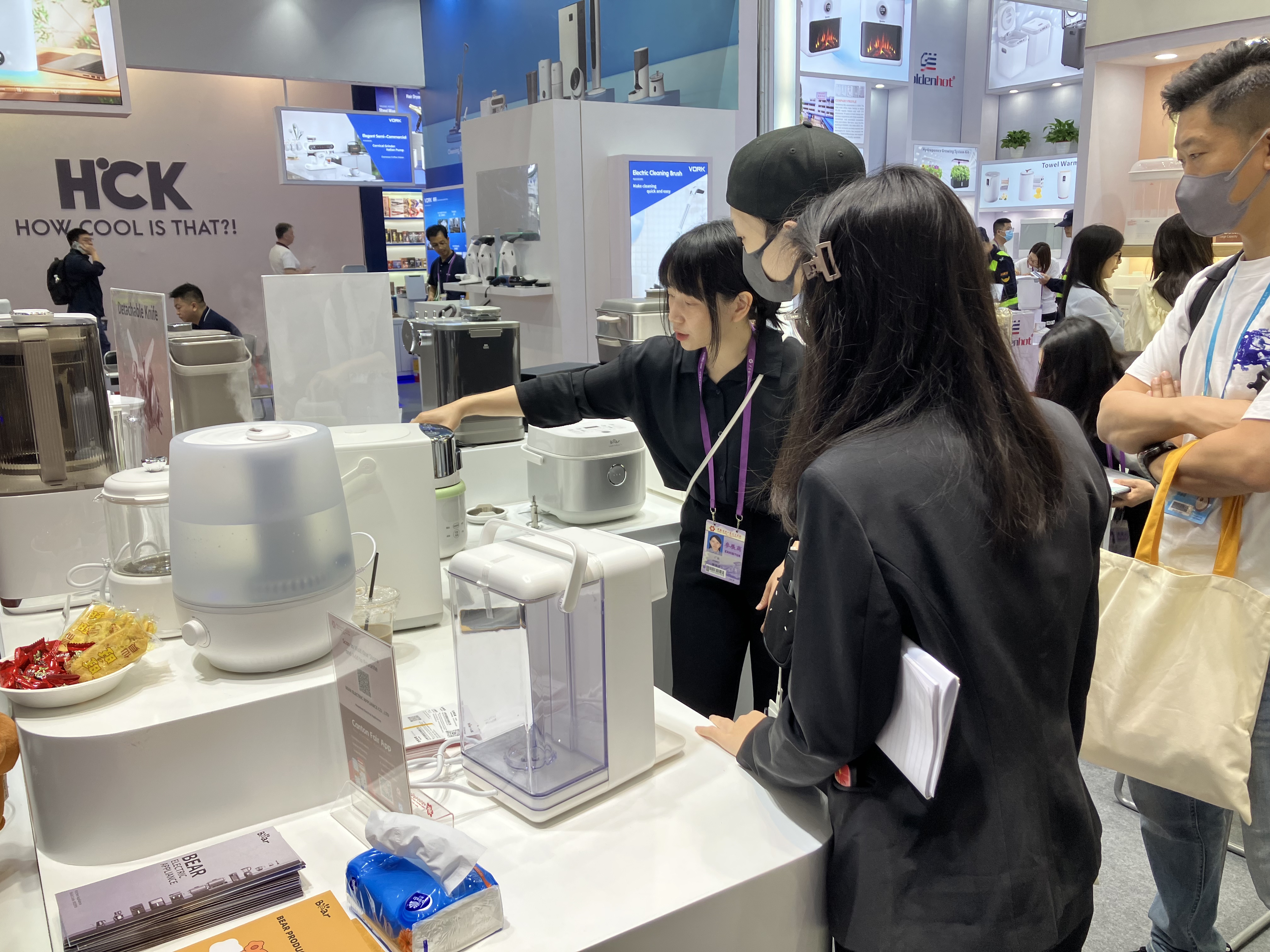 ខ្លាឃ្មុំនិទាឃរដូវខ្លាឃ្មុំ