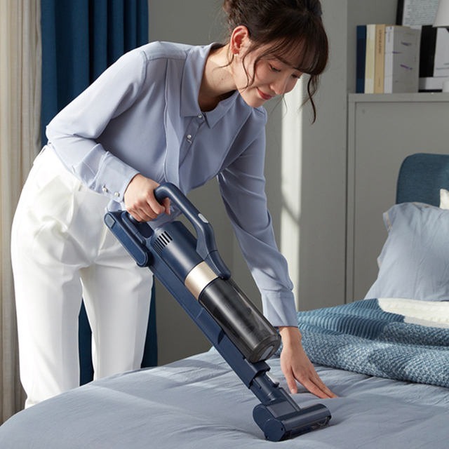 ម៉ាស៊ីនបូមធូលីឥតខ្សែឥតខ្សែ